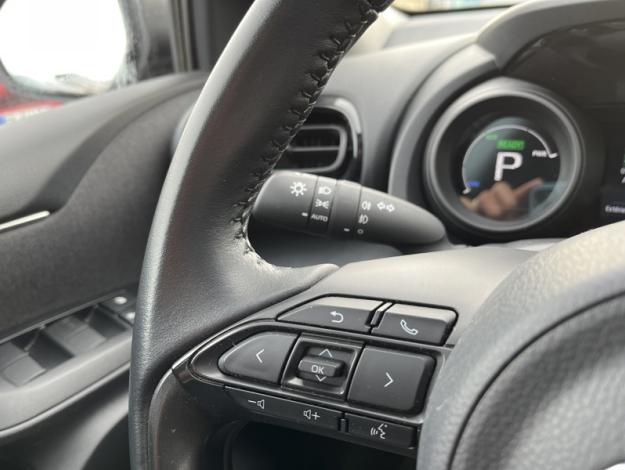 TOYOTA Yaris Hybride 116h Design  