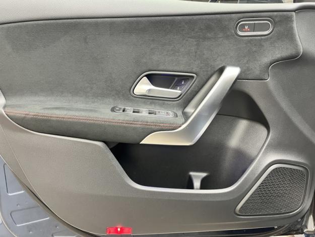 MERCEDES-BENZ Classe A 200 d AMG Line  