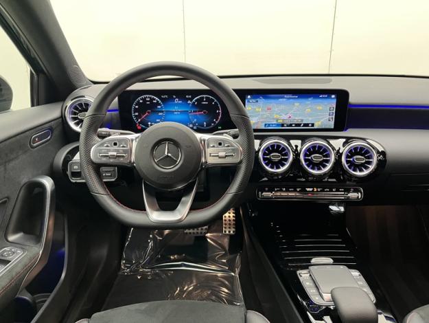MERCEDES-BENZ Classe A 200 d AMG Line  