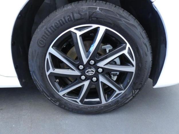 TOYOTA Yaris Hybride 116h Design  