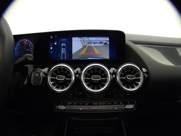 MERCEDES-BENZ GLA 250 e Hybrid EQ AMG Line  