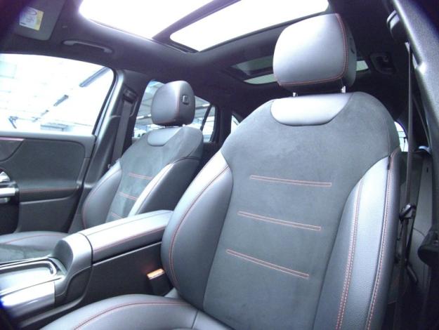 MERCEDES-BENZ GLA 250 e Hybrid EQ AMG Line  