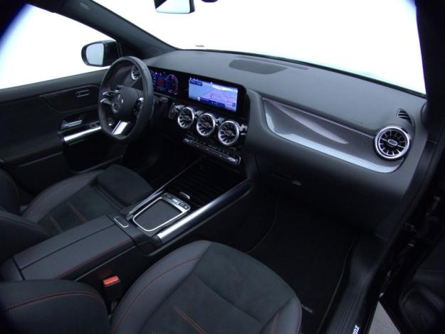MERCEDES-BENZ GLA 250 e Hybrid EQ AMG Line  