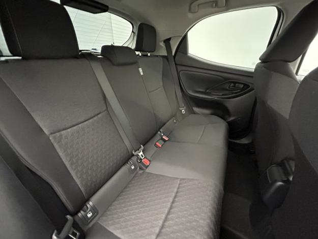 TOYOTA Yaris 116h Design  PACK CONFORT