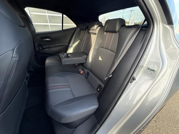 TOYOTA Corolla 122h GR Sport  