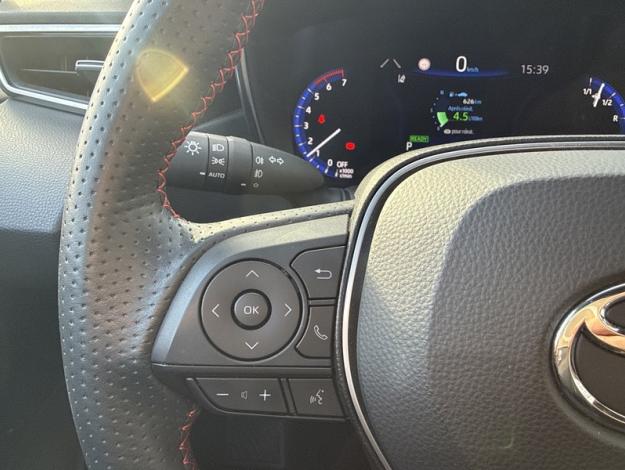 TOYOTA Corolla 122h GR Sport  