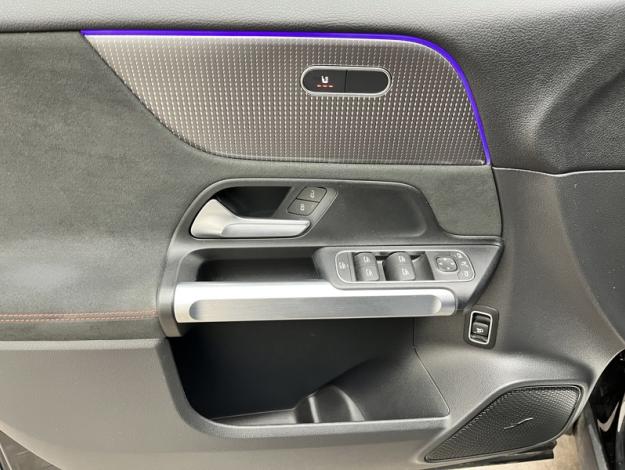 MERCEDES-BENZ EQB 250+ AMG Line  