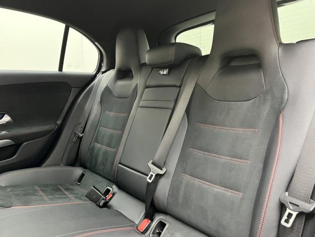 MERCEDES-BENZ Classe A 200 d AMG Line  