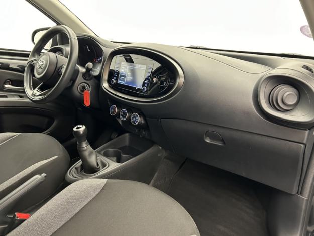 TOYOTA Aygo X 1.0 VVT-i 72 Dynamic   