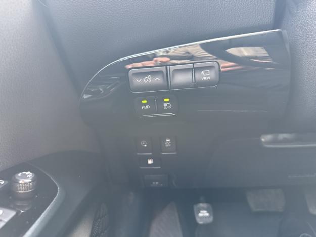 TOYOTA Prius Hybrid Rechargeable Dynamic Pack Premium  