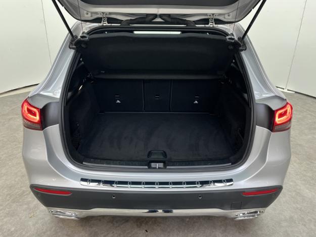 MERCEDES-BENZ GLA 200 d Progressive Line  