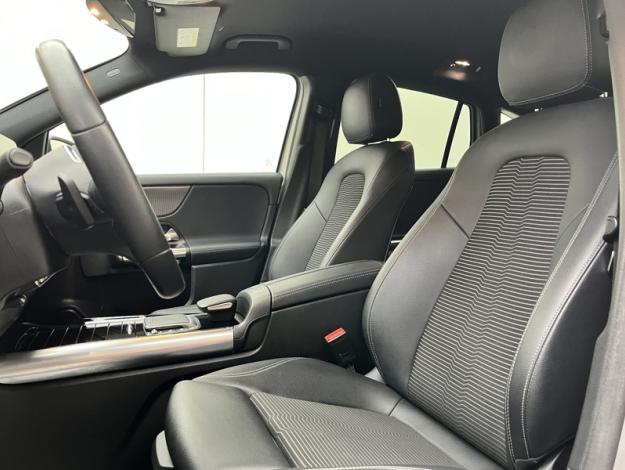 MERCEDES-BENZ GLA 200 d Progressive Line  