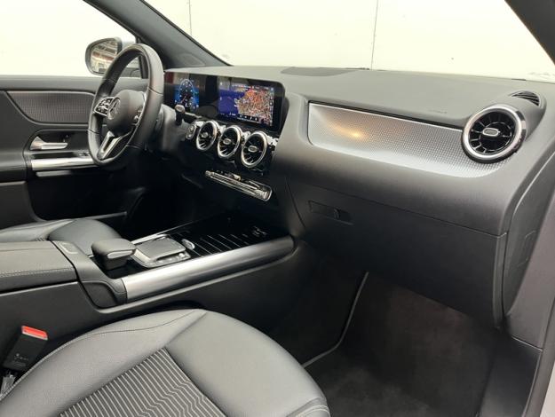 MERCEDES-BENZ GLA 200 d Progressive Line  