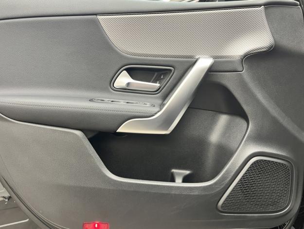 MERCEDES-BENZ Classe A 180 d Progressive Line  