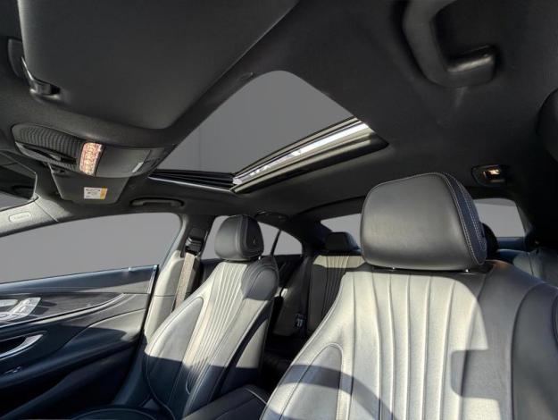 MERCEDES-BENZ CLS 220 d AMG Line  