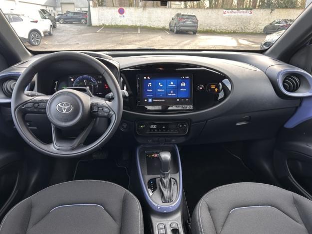 TOYOTA Aygo X Hybride 116h Graphic  