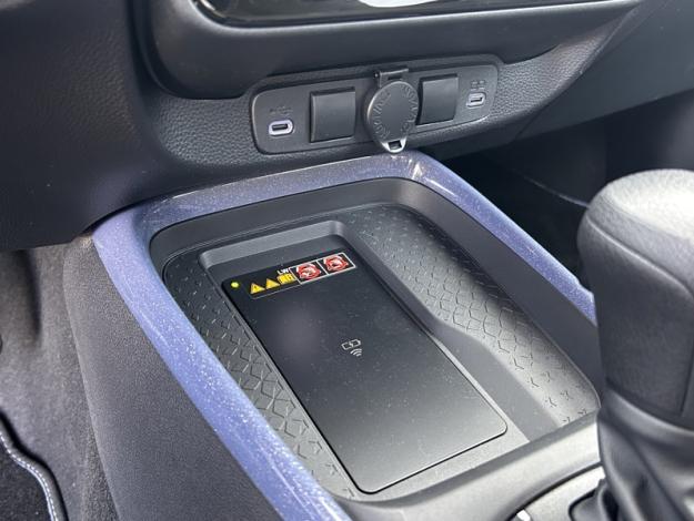 TOYOTA Aygo X Hybride 116h Graphic  