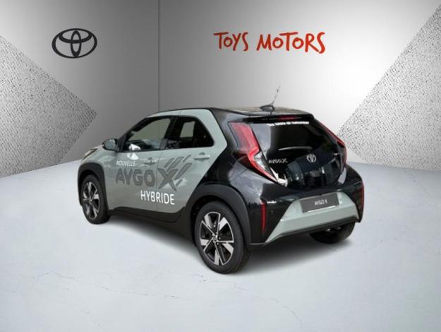 TOYOTA Aygo X Hybride 116h Graphic  