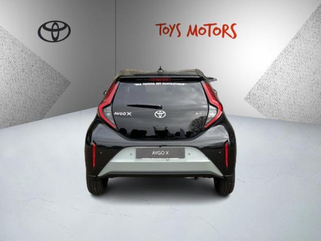 TOYOTA Aygo X Hybride 116h Graphic  