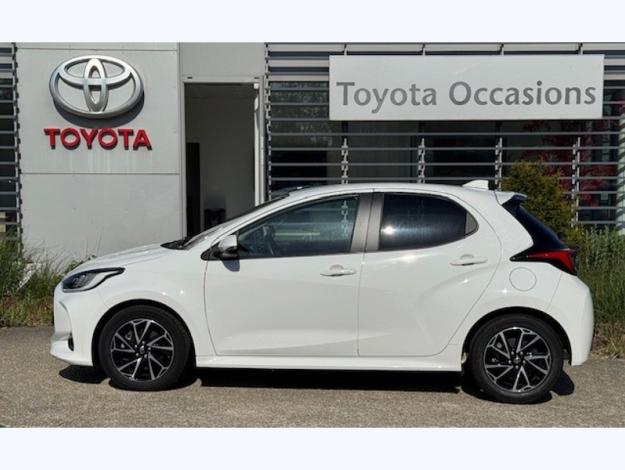 TOYOTA Yaris 116h Design  
