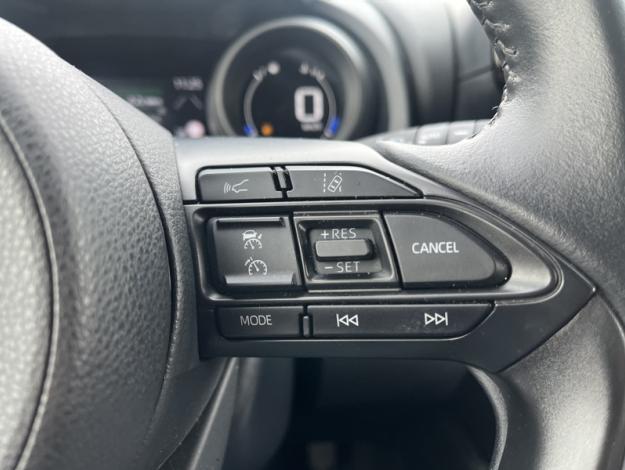 TOYOTA Yaris Hybride 116h Design  