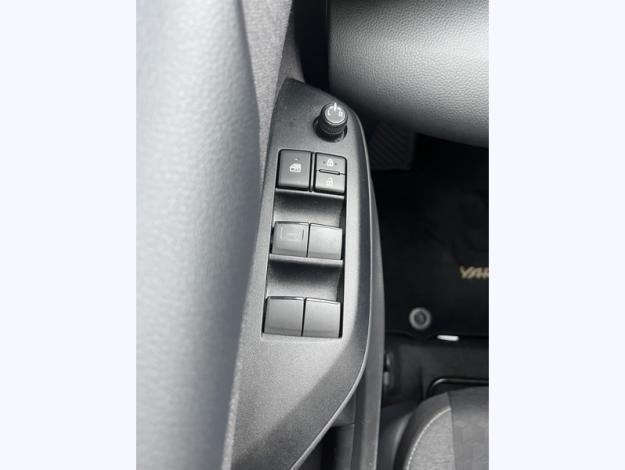 TOYOTA Yaris Hybride 116h Design  