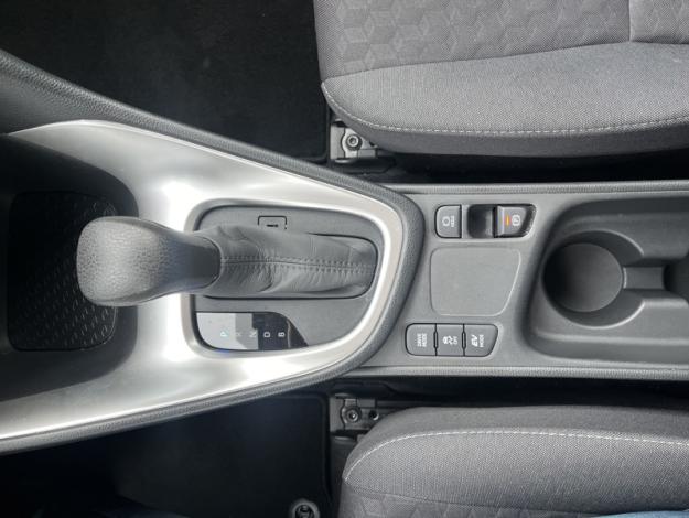 TOYOTA Yaris Hybride 116h Design  