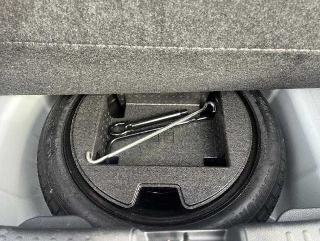 TOYOTA Yaris Hybride 116h Design  