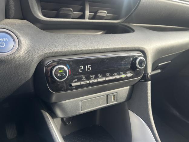 TOYOTA Yaris Hybride 116h Design  