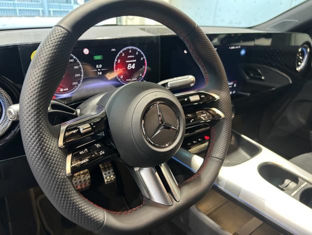 MERCEDES-BENZ CLA-Klasse CLA 180 Coupé