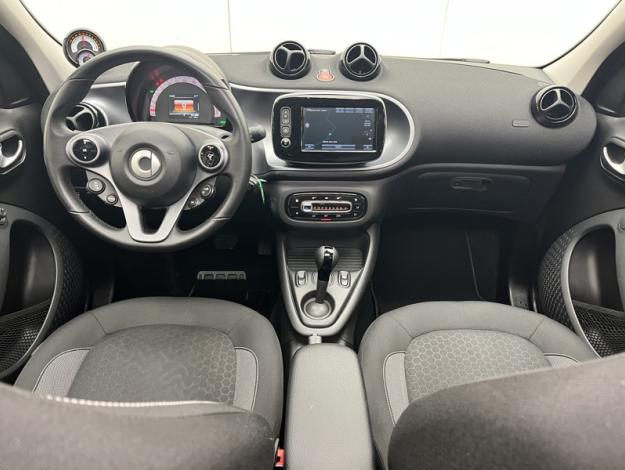 SMART forfour electric drive / EQ passion  82 ch 