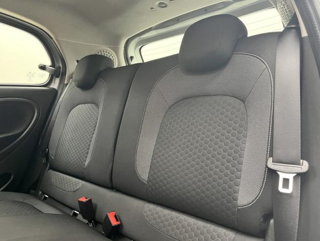 SMART forfour electric drive / EQ passion  82 ch 