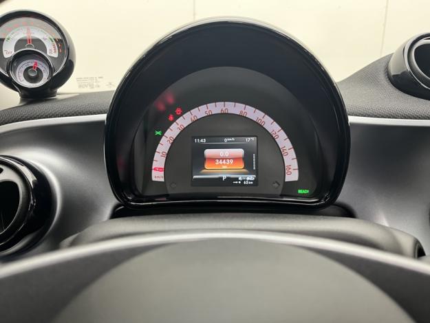 SMART forfour electric drive / EQ passion  82 ch 