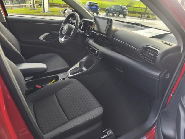 TOYOTA Yaris Hybride 116h Design  