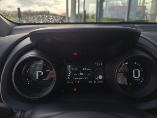 TOYOTA Yaris Hybride 116h Design  