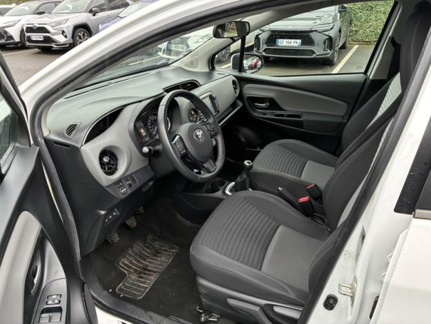 TOYOTA Yaris 70 VVT-i Ultimate  1.0 69 ch 