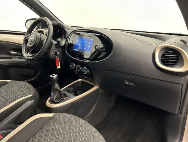 TOYOTA Aygo X 1.0 VVT-i 72 Design  