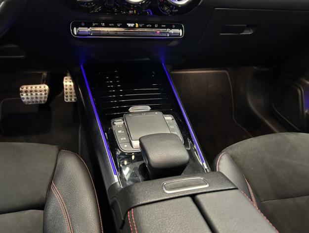 MERCEDES-BENZ GLA GLA 180 d