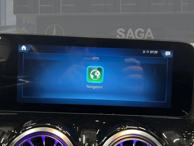 MERCEDES-BENZ GLA GLA 180 d