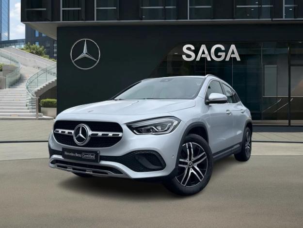 MERCEDES-BENZ GLA 200 Progressive  