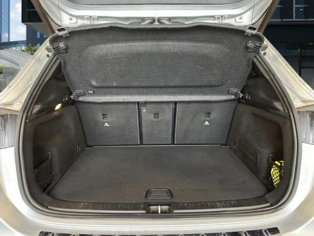 MERCEDES-BENZ GLA 200 Progressive  