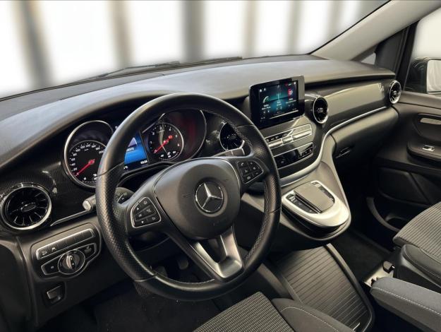 MERCEDES-BENZ Třídy V V 250 d 4MATIC Compact (9/24)