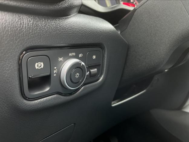 MERCEDES-BENZ Vito 119 CDI 4x4 Tourer SELECT  (11/24)