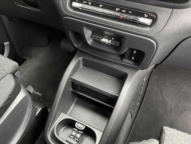 MERCEDES-BENZ Vito 119 CDI 4x4 Tourer SELECT  (19/24)