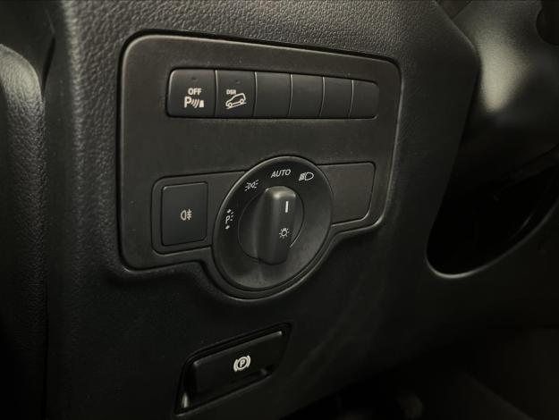 MERCEDES-BENZ Vito 116 CDI 4x4 Tourer PRO  (11/25)