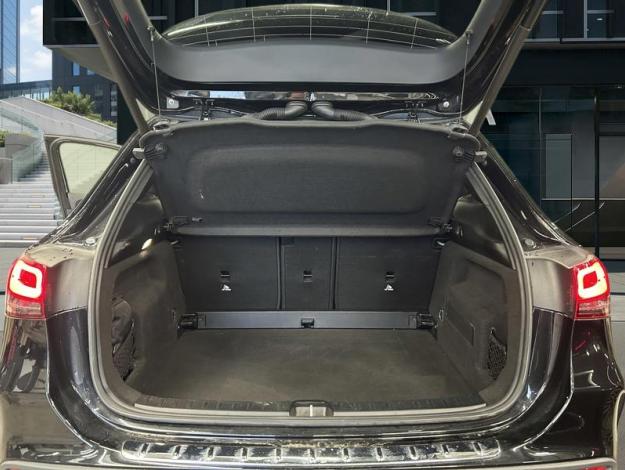 MERCEDES-BENZ GLA-Klasse GLA 180 Off-Roader