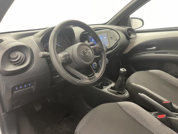 TOYOTA Aygo X 1.0 VVT-i 72 Dynamic   