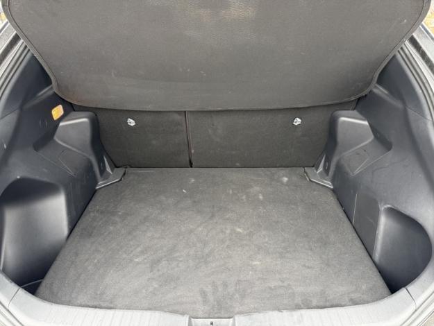 TOYOTA Yaris Cross 1.5 130H DESIGN   