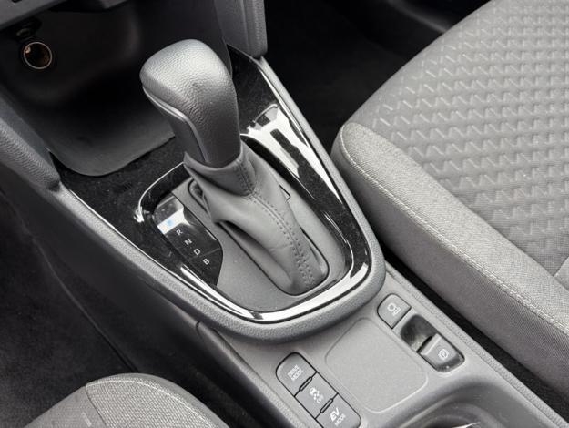 TOYOTA Yaris Cross 1.5 130H DESIGN   