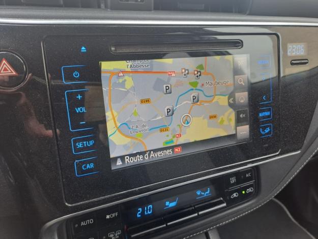 TOYOTA Auris 1.8 HYBRID 136 CVT COLLECTION   